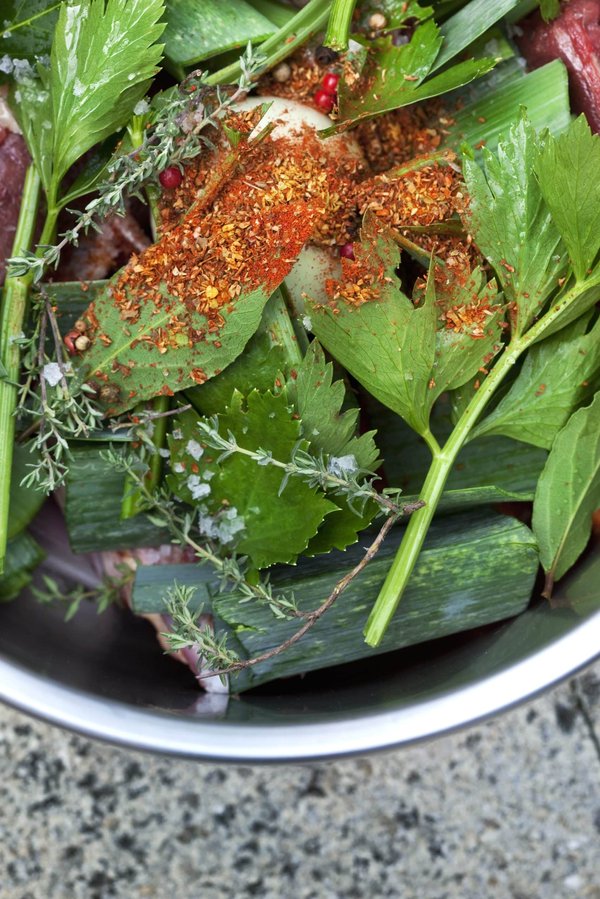 Où observer les spectacles de danse du feu traditionnels en Polynésie ?